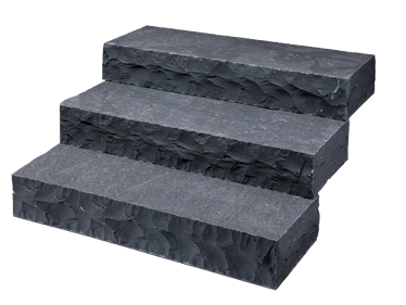 Muurblokken basalt Takeda gebosseerd blootgelegd