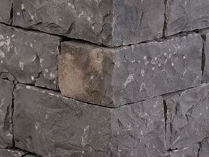 stapelblokken-antraciet-zwart-vietnam-basalt galerij 2