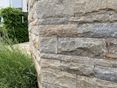 Muurbekleding Kalksteen Frnkiaanse schelpkalksteen met gras