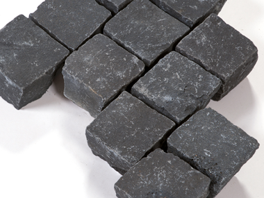 Basalt Takeda Rustieke bestrating 10x10x8 cm