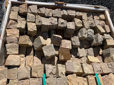 bestrating_steen_zandsteen_mac_doos