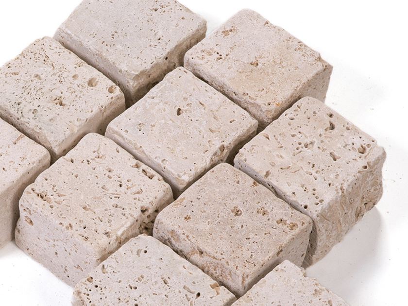 Travertin Medium Geselecteerde Bestrating Detail