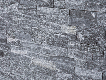 Jonastone_veneer_Evora_rook_gneis_1