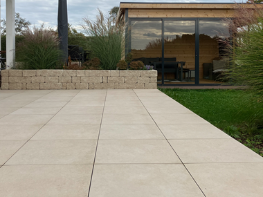 SevillaCream tuinhuis terras galerij 2