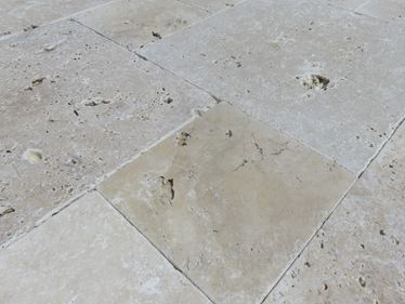 Close-up van Ivory Cream terrastegels