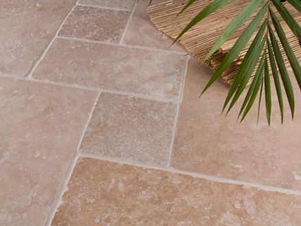 Tegels Medium, getrommeld Rmischer band met palmboom