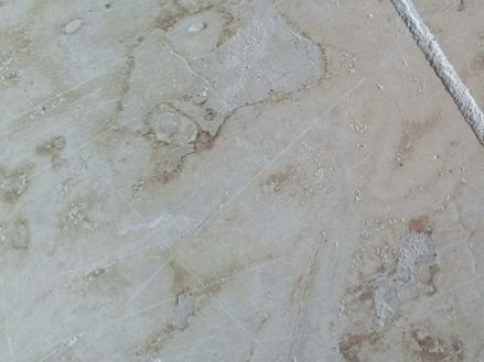 Natuursteen lichte krassen