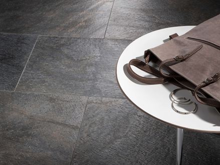 Deoli groene tegels van kwartsiet met decoratie