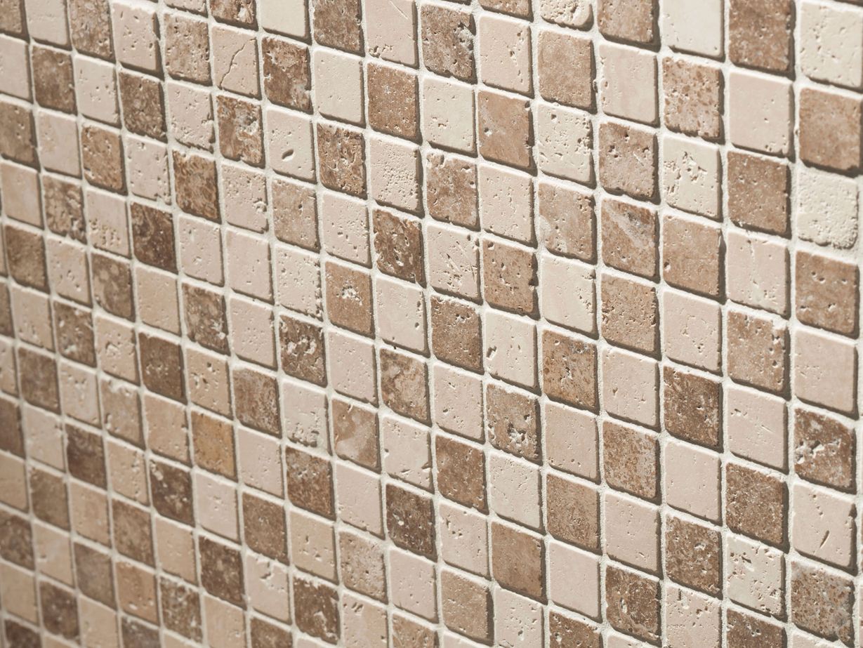 TravertijnmozaÃ¯ek Medium Kyros getrommeld