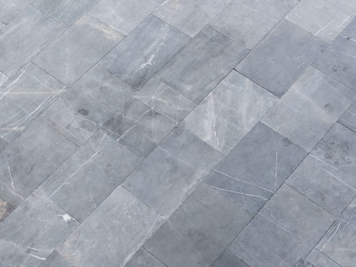 Verscheidenheid en structuur van hardsteen uit de Azur