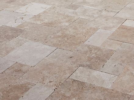 Klantenfoto: wijnkelder Kasteel Heidelberg; platen Medium zijaanzicht