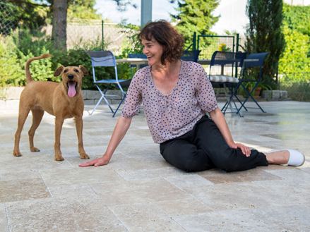 Travertin platen voelen echt goed aan