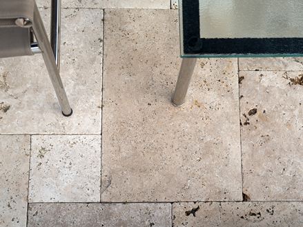 Rustiek travertin: een echte karaktersteen