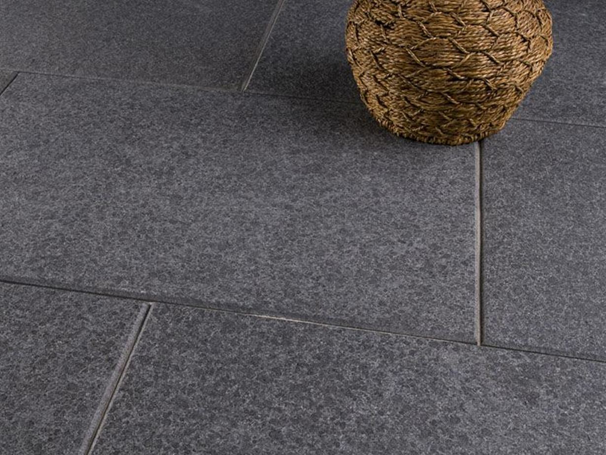 Platen Graniet Basalt Black Beauty groot 01