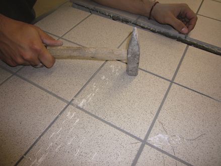 3 6 De tegels snijden