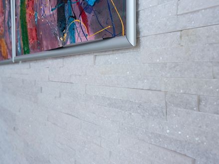 Witte kwartsiet gevelstenen